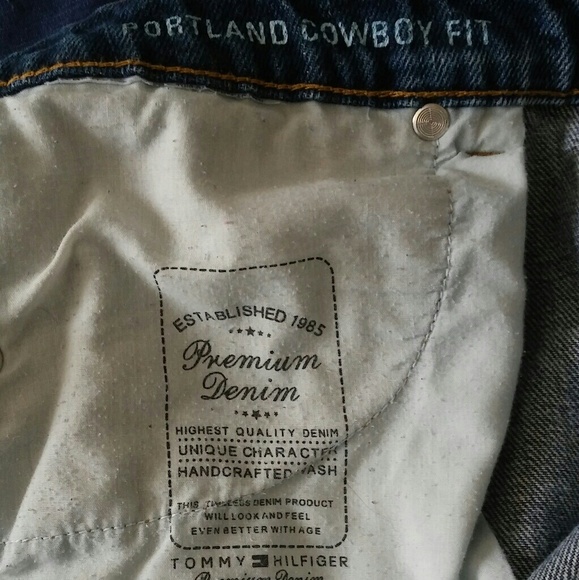 Tommy Hilfiger Portland Cowboy Fit womens JeansS12 - Picture 3 of 7